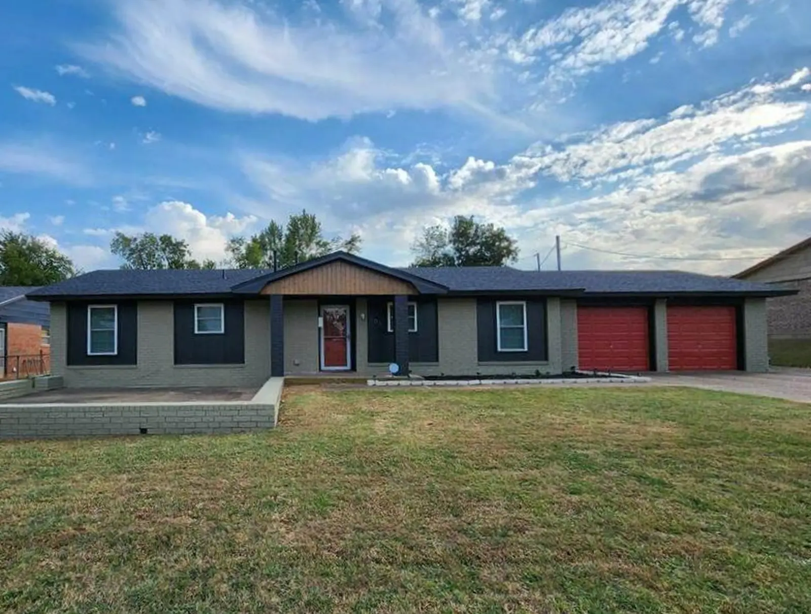 Modern exterior house painting project in Oklahoma City by F&M Paint
