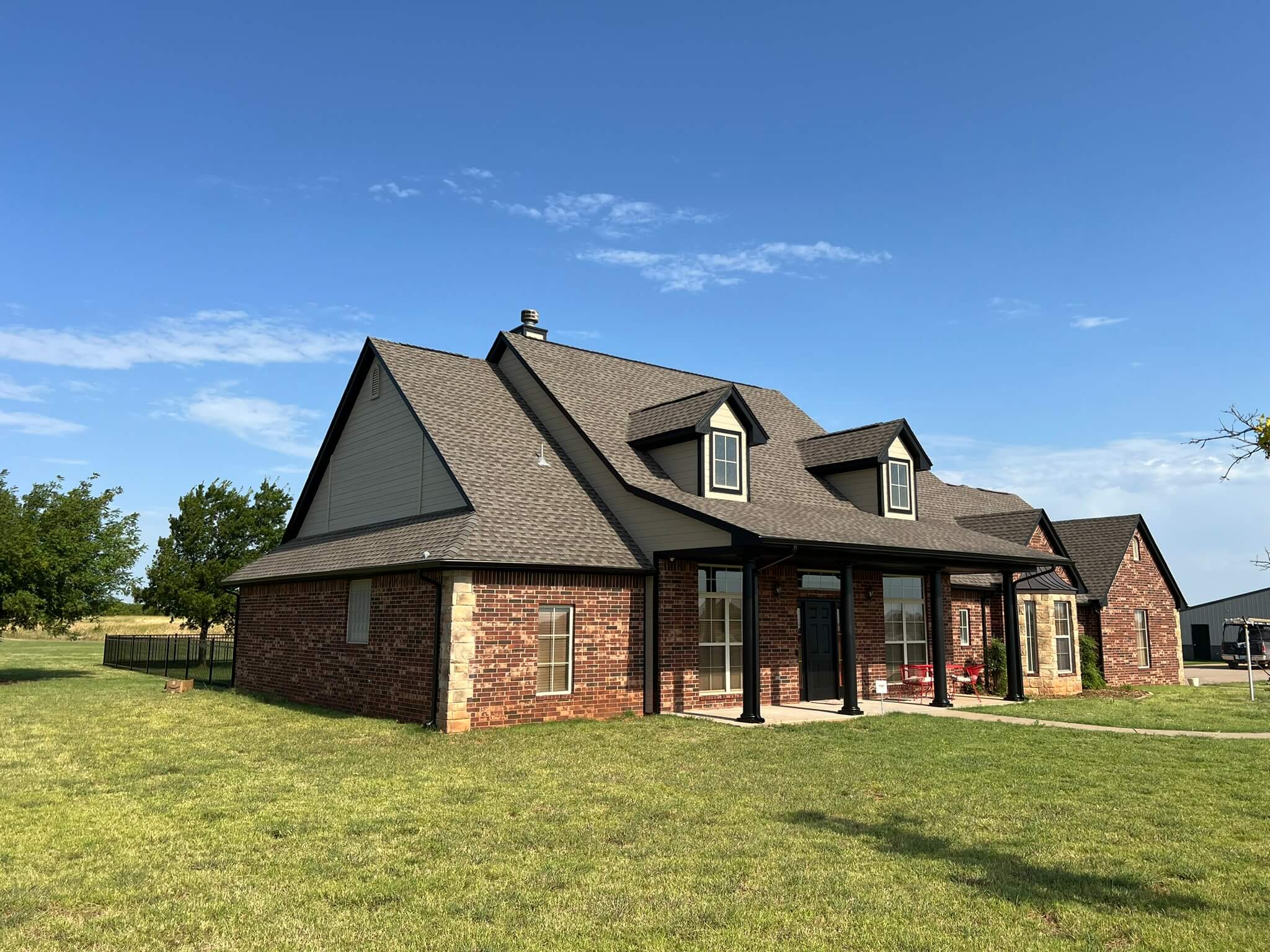 Completed exterior painting transformation by F&M Paint in Piedmont Oklahoma